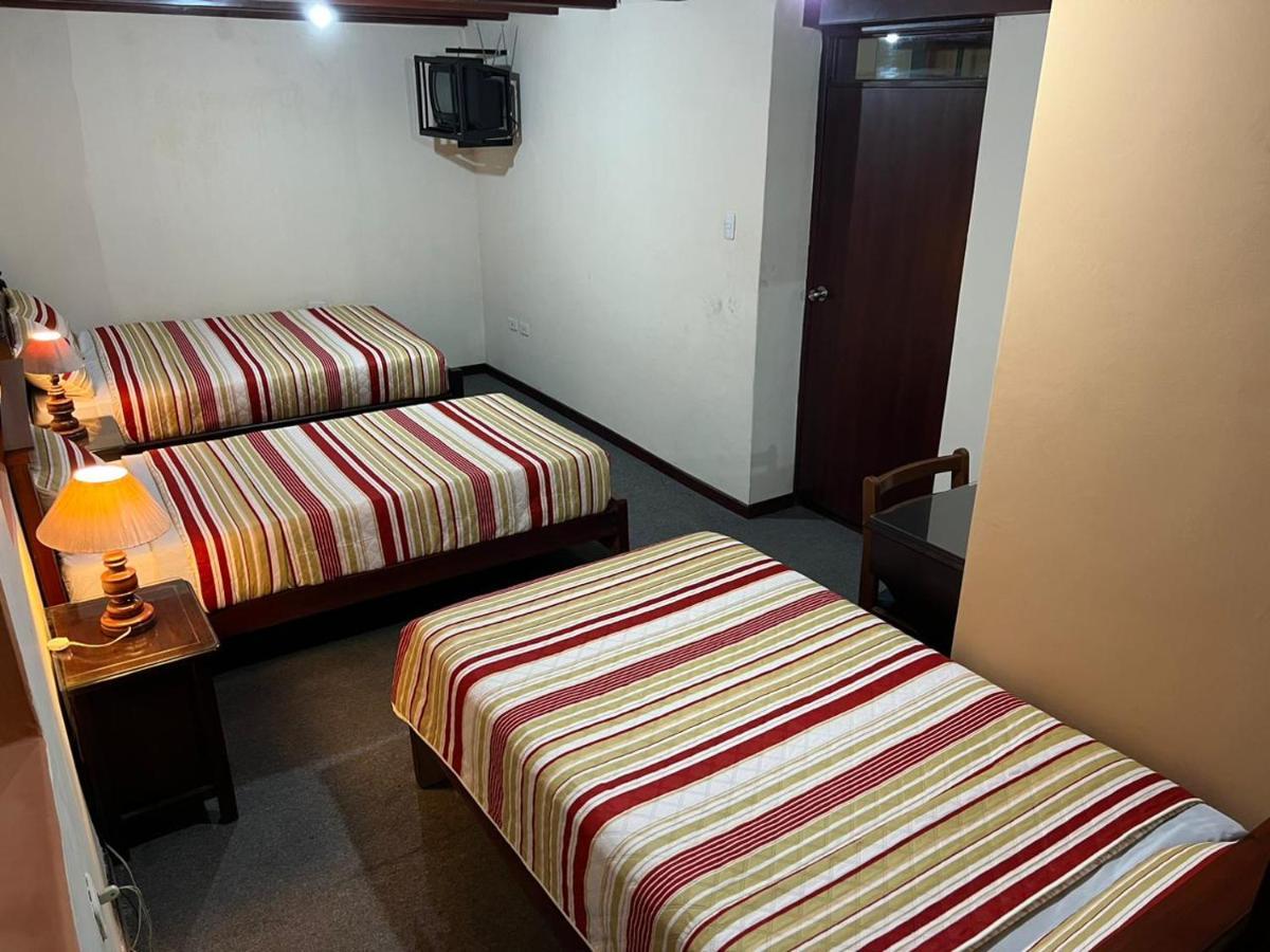 Hostal Victoria Quito Kültér fotó