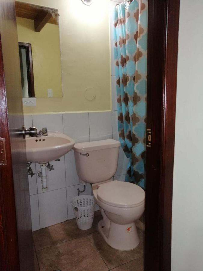 Hostal Victoria Quito Kültér fotó