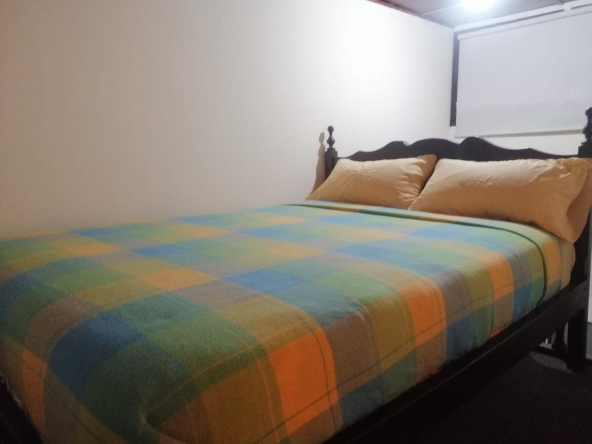 Hostal Victoria Quito Kültér fotó